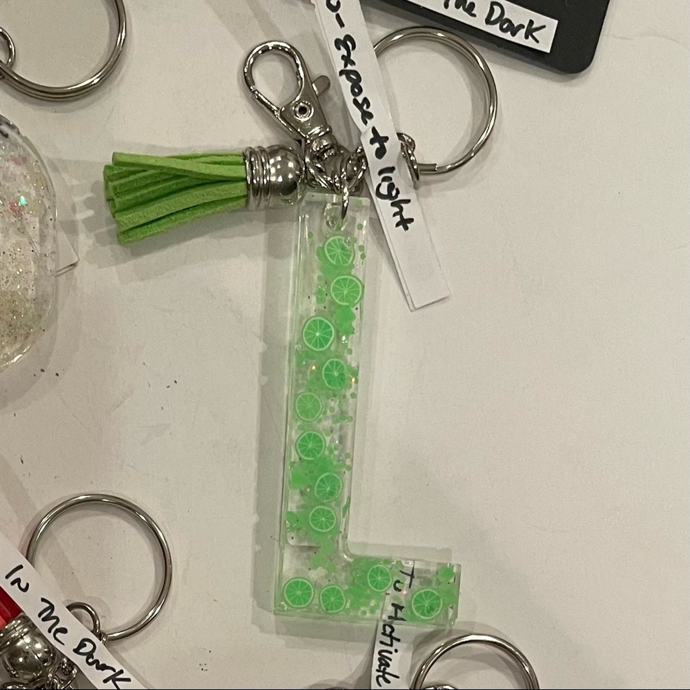 Resin Custom Initial Keychains - Picture 4 of 8